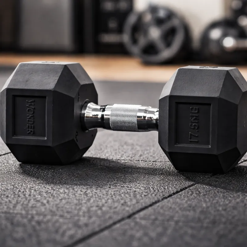 Mancuerna Hexagonal de Acero Encauchetada en Goma Negra para Gimnasio